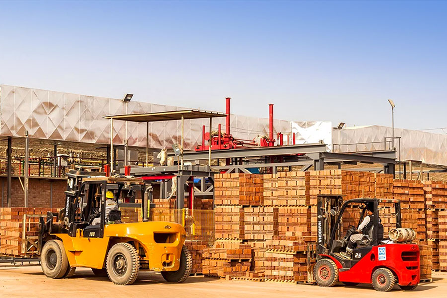 Steele installs an extrusion line for Latercer, fast-growing brickmaker in Peru